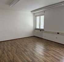 Büro in LImburg 300,00 € 27 m² - 300,00 EUR Kaltmiete, ca.  27,00 m² in LImburg (PLZ: 65549)