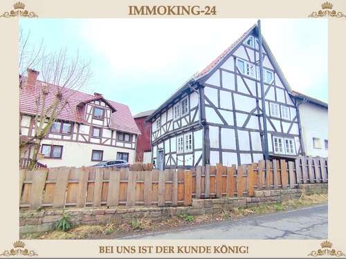 Foto - Haus zum Kaufen in Helsa 240.000,00 € 130 m²