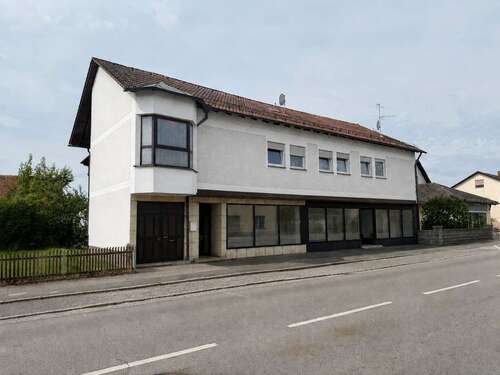 Foto - Wohnung zum Kaufen in Schwarzenfeld 135.000,00 € 90 m²