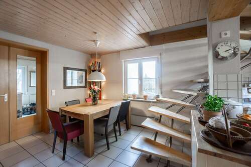 Foto - Haus zum Kaufen in Bad Schussenried 359.000,00 € 188 m²