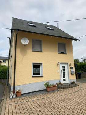 Foto - Haus zum Kaufen in Düngenheim 119.000,00 € 85 m²