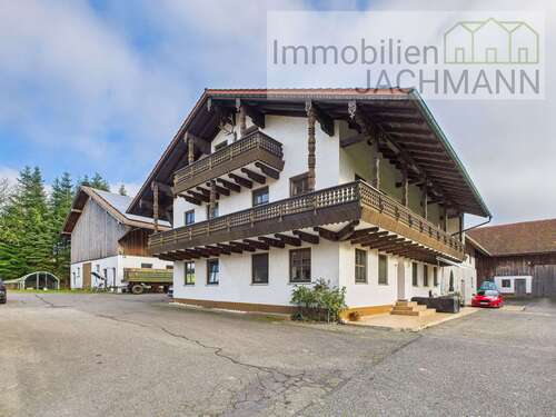Foto - Haus zum Mieten in Haselbach 1.000,00 € 220 m²