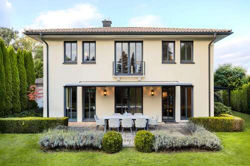 Foto - Haus zum Kaufen in Straßlach-Dingharting 2.850.000,00 € 246 m²