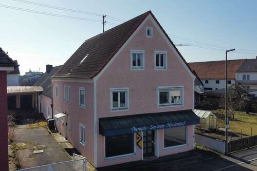 Foto - Wohnung zum Mieten in Nordendorf 2.000,00 € 161 m²