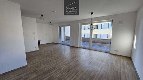 Foto - Wohnung zum Mieten in Reichenbach 1.190,67 € 91 m²