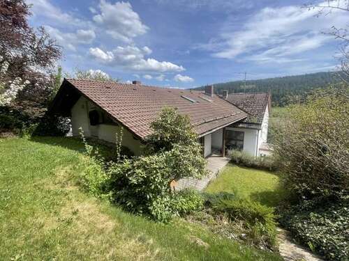 Foto - Haus zum Kaufen in Regen 290.000,00 € 240 m²