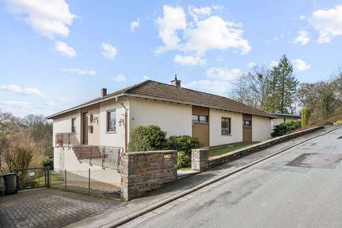 Foto - Haus zum Kaufen in Wetzlar 499.000,00 € 122.69 m²