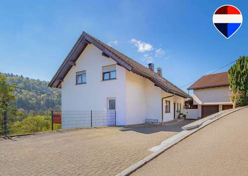 Foto - Haus zum Kaufen in Stühlingen 465.000,00 € 325 m²