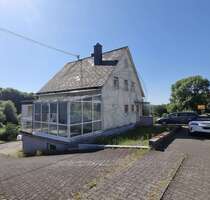 Haus zum Kaufen in Dreisbach 225.000,00 € 175 m²