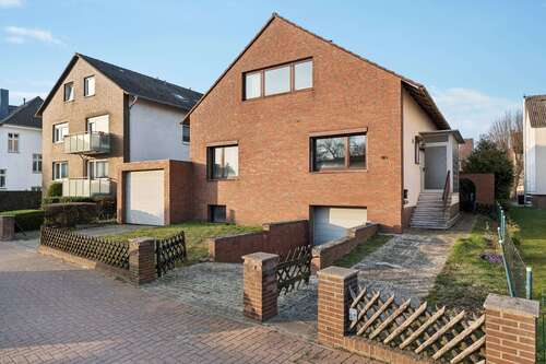 Foto - Haus zum Kaufen in Garbsen 369.000,00 € 156 m²