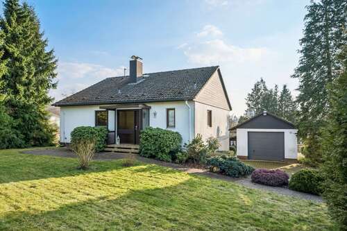 Foto - Haus zum Kaufen in Mücke 249.000,00 € 146.87 m²