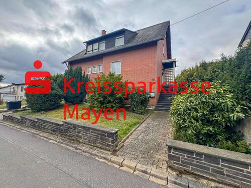 Foto - Haus zum Kaufen in Ettringen 350.000,00 € 160 m²