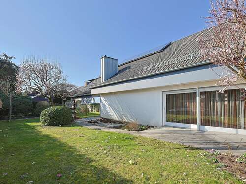 Foto - Haus zum Kaufen in Nufringen 1.050.000,00 € 233 m²