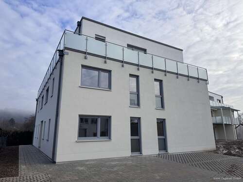 Foto - Wohnung zum Mieten in Deggendorf 955,00 € 76.37 m²