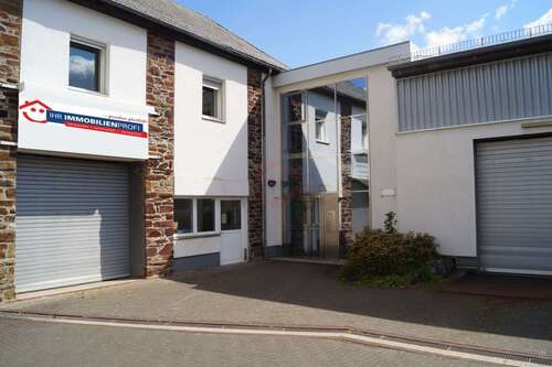 Foto - Büro in Waldsolms 1.250,00 € 185 m²