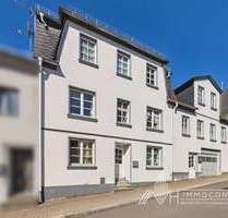 Haus zum Kaufen in Manderscheid 225.000,00 € 235 m²