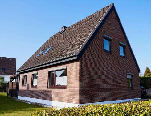 Foto - Haus zum Kaufen in Bad Malente 369.000,00 € 116 m²