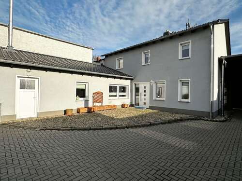 Foto - Haus zum Kaufen in Letzlingen 360.000,00 € 182 m²