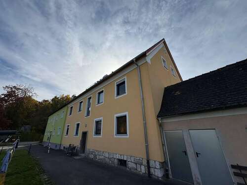 Foto - Wohnung zum Kaufen in Sulzbach-Rosenberg 139.000,00 € 48.4 m²