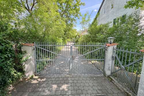 Foto - Haus zum Kaufen in München Allach 799.000,00 € 136.32 m²