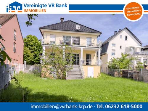 Foto - Haus zum Kaufen in Schwetzingen 1.880.000,00 € 236 m²