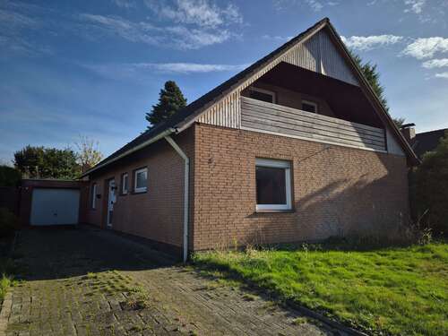 Foto - Haus zum Mieten in Westerstede 950,00 € 108 m²