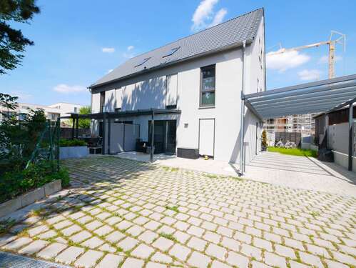 Foto - Haus zum Mieten in Dachau 2.400,00 € 149.82 m²
