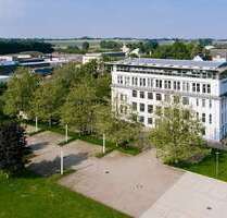Büro in Grüna 3.250,00 € 325 m²