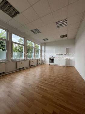 Foto - Büro in Halle 500,00 € 50 m² - 500,00&nbsp;EUR Kaltmiete, ca.&nbsp; 50,00&nbsp;m&sup2;