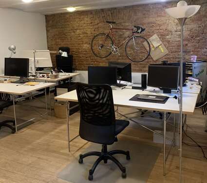 Foto - Büro in Berlin 290,00 € 4 m² - 290,00&nbsp;EUR Kaltmiete, ca.&nbsp; 4,00&nbsp;m&sup2;