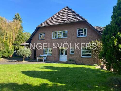 Foto - Haus zum Kaufen in Köln 1.890.000,00 € 332 m²