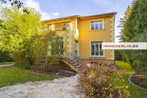 Foto - Haus zum Kaufen in Berlin Lichtenrade 995.000,00 € 200 m²
