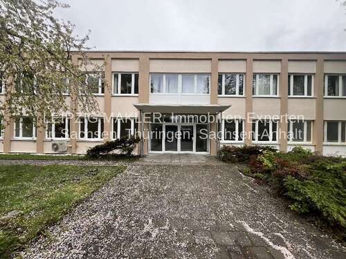 Foto - Büro in Halle 300,00 € 30 m² - 300,00&nbsp;EUR Kaltmiete, ca.&nbsp; 30,00&nbsp;m&sup2;