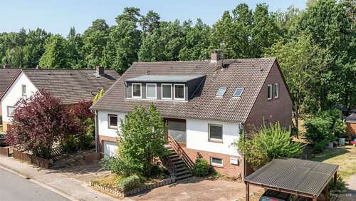 Foto - Haus zum Kaufen in Hambühren 349.000,00 € 270 m²