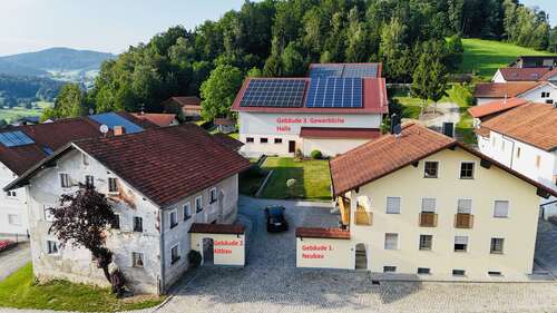 Foto - Haus zum Kaufen in Waldkirchen 689.000,00 € 300 m²