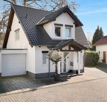 Haus zum Kaufen in Hürth 649.000,00 € 198 m²