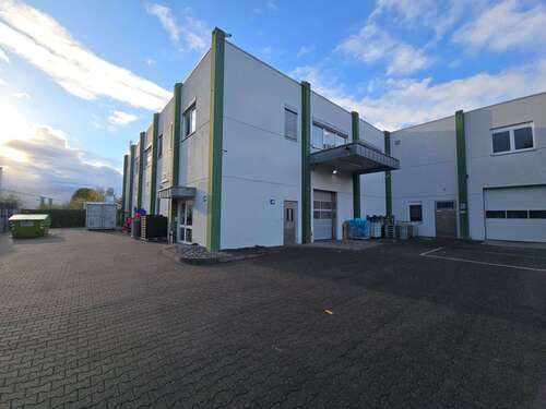 Foto - Halle in Verl 1.800.000,00 € 240 m²