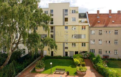 Foto - Wohnung zum Kaufen in Berlin 300.000,00 € 70.6 m²