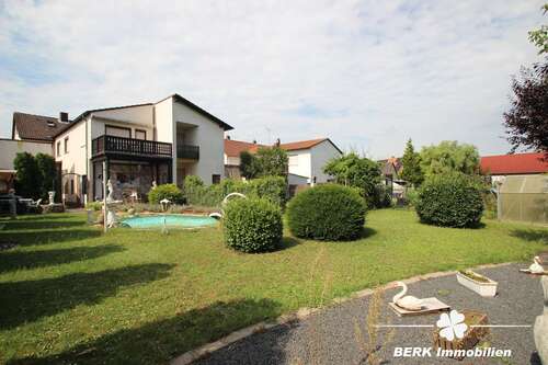 Foto - Haus zum Kaufen in Stockstadt am Main 295.000,00 € 151.08 m²