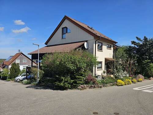 Foto - Haus zum Kaufen in Neuenbürg-Arnbach 409.000,00 € 127.25 m²