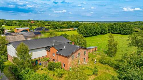Foto - Haus zum Kaufen in Lütjenwestedt 349.000,00 € 136 m²