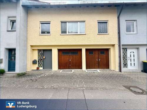 Foto - Haus zum Kaufen in Schwieberdingen 394.000,00 € 120 m²