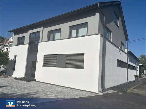Foto - Haus zum Kaufen in Vaihingen 897.000,00 € 312 m²