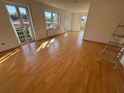 Foto - Haus zum Mieten in Hilgertshausen 1.990,00 € 185 m²