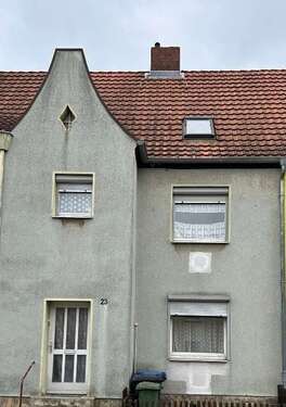 Foto - Haus zum Kaufen in Helmstedt 80.000,00 € 129 m²