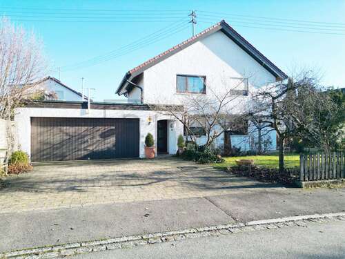 Foto - Haus zum Kaufen in Weißenhorn Oberhausen 699.000,00 € 196 m²