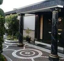 Haus zum Kaufen in Duisburg 888.000,00 € 330 m²