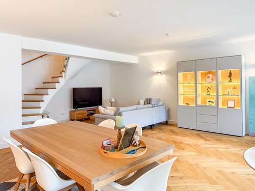 Foto - Wohnung zum Mieten in Düsseldorf 2.700,00 € 162 m²