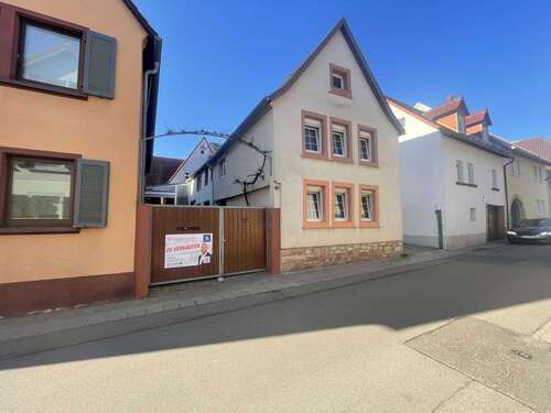 Foto - Haus zum Kaufen in Edenkoben 249.000,00 € 129 m²