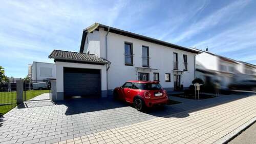 Foto - Haus zum Kaufen in Villingen-Schwenningen 680.000,00 € 120.42 m²